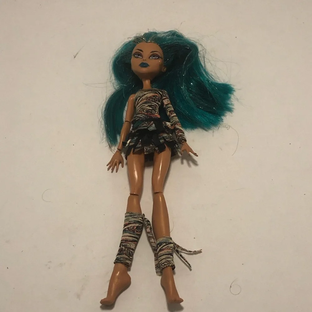 MH G1 Nefera De Nile Doll Basic Doll